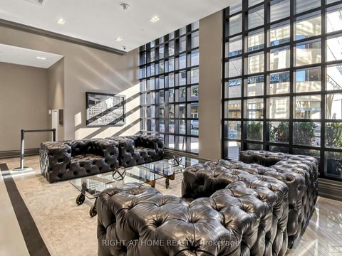Photo 5 at 1106 - 608 Richmond Street W, Waterfront Communities C1, Toronto