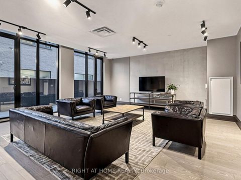 Photo 38 at 1106 - 608 Richmond Street W, Waterfront Communities C1, Toronto