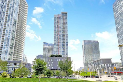 Photo 17 at 1901 - 85 Queens Wharf Road, Waterfront Communities C1, Toronto