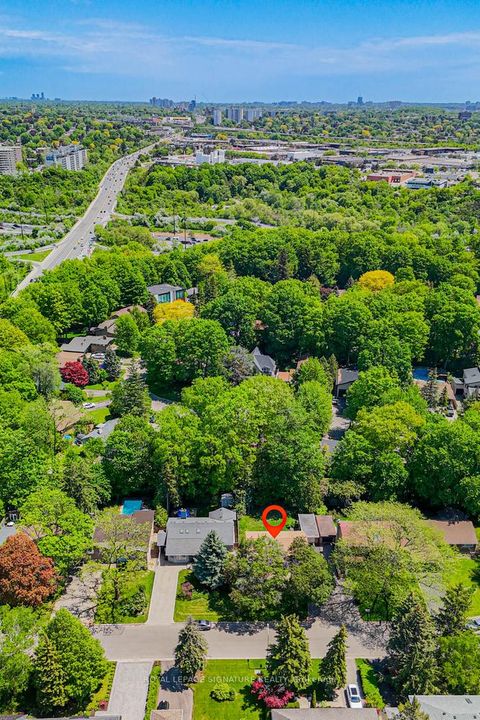 Photo 5 at 69 Greenland Road, Don Mills, Toronto
