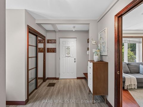 Photo 4 at 12 Kentroyal Drive, Humber Heights, Toronto