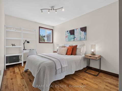 Photo 17 at 12 Kentroyal Drive, Humber Heights, Toronto