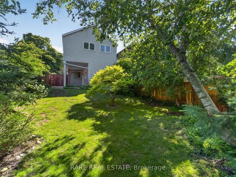 Photo 35 at 12 Kentroyal Drive, Humber Heights, Toronto