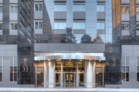 Photo 11 at 1009 - 35 Balmuto Street, Bay Street Corridor, Toronto