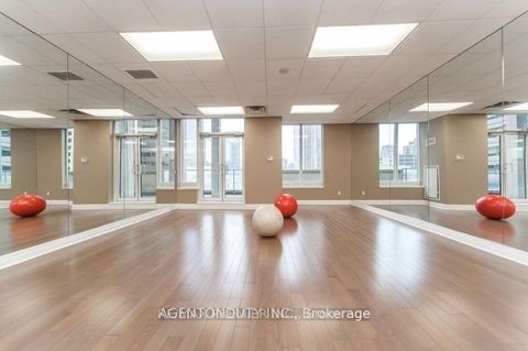 Photo 48 at 1009 - 35 Balmuto Street, Bay Street Corridor, Toronto