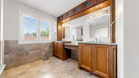 Photo 27 at 60 Oak Avenue, South Richvale, Richmond Hill