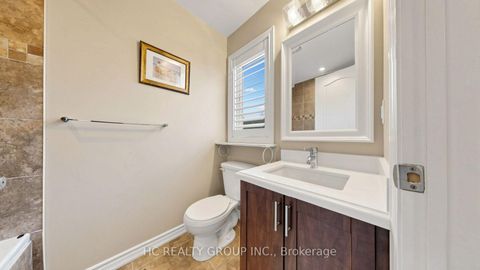Photo 31 at 60 Oak Avenue, South Richvale, Richmond Hill