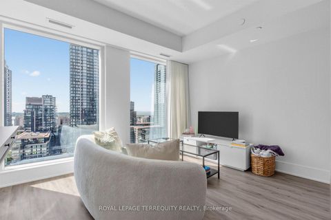 Photo 7 at 1112 - 470 Front Street W, Waterfront Communities C1, Toronto
