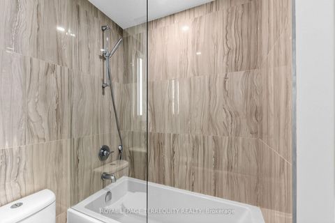 Photo 14 at 1112 - 470 Front Street W, Waterfront Communities C1, Toronto