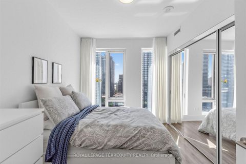 Photo 15 at 1112 - 470 Front Street W, Waterfront Communities C1, Toronto