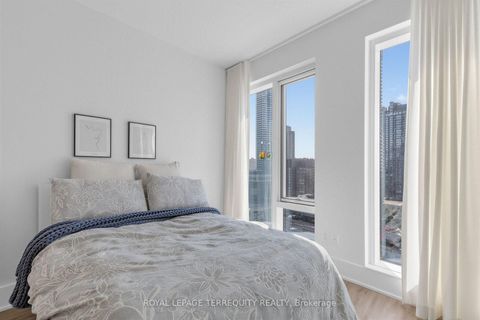 Photo 16 at 1112 - 470 Front Street W, Waterfront Communities C1, Toronto
