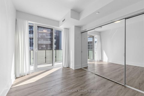 Photo 20 at 1112 - 470 Front Street W, Waterfront Communities C1, Toronto