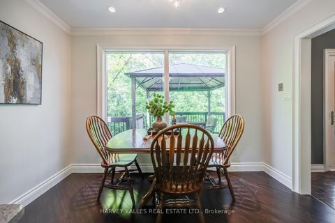 Photo 14 at 19 Ridgegate Crescent, Queensway, Toronto