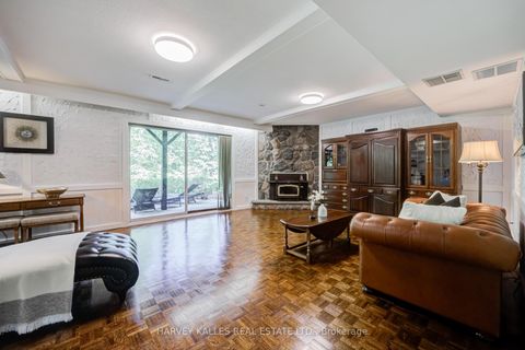 Photo 31 at 19 Ridgegate Crescent, Queensway, Toronto