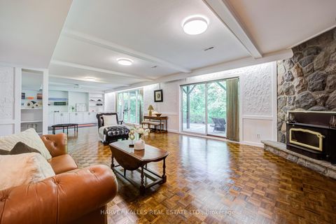 Photo 32 at 19 Ridgegate Crescent, Queensway, Toronto