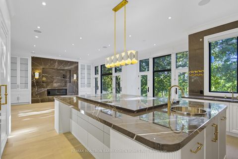 Photo 10 at 14 Glen Cedar Road, Cedarvale, Toronto
