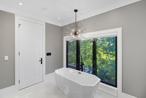 Photo 29 at 14 Glen Cedar Road, Cedarvale, Toronto