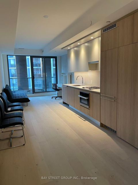 Photo 4 at 407 - 81 Wellesley Street E, Yonge Corridor, Toronto