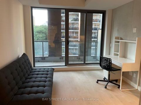 Photo 6 at 407 - 81 Wellesley Street E, Yonge Corridor, Toronto