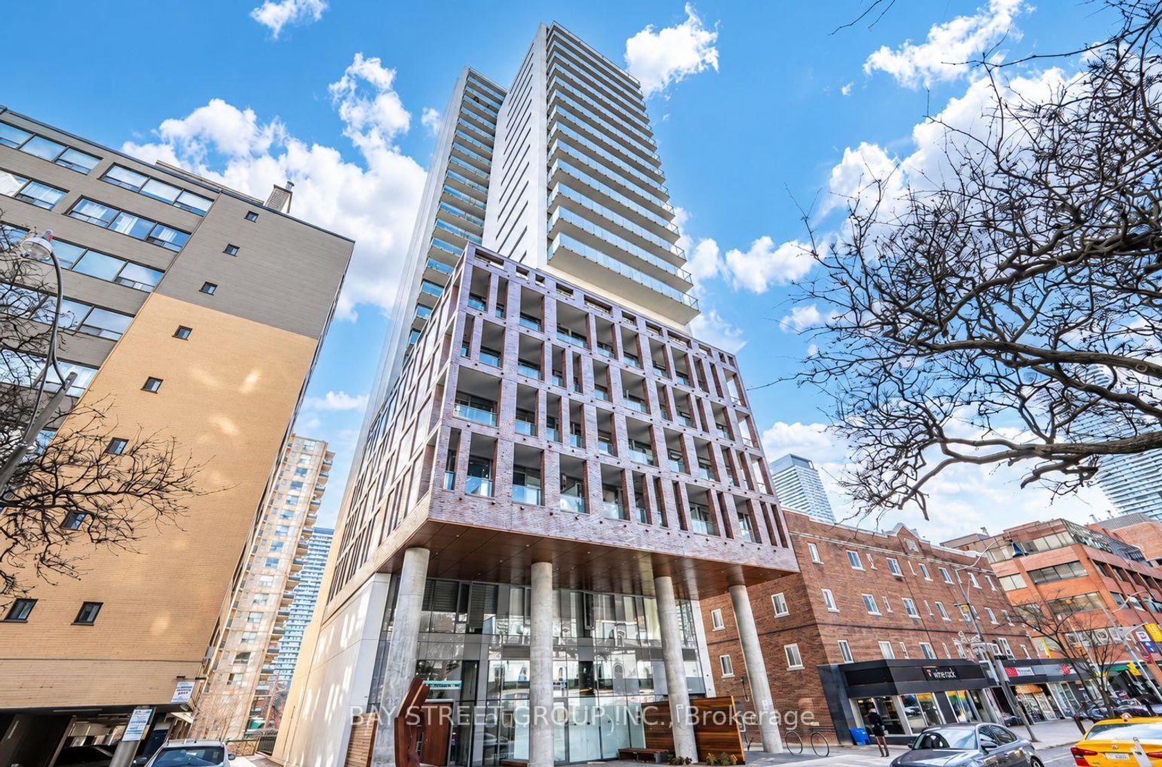 407 - 81 Wellesley Street E, Yonge Corridor, Toronto photo number 2