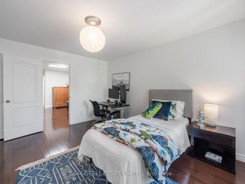 Photo 15 at 251A Chisholm Avenue, Lumsden, Toronto