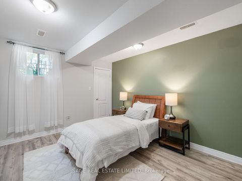 Photo 21 at 251A Chisholm Avenue, Lumsden, Toronto
