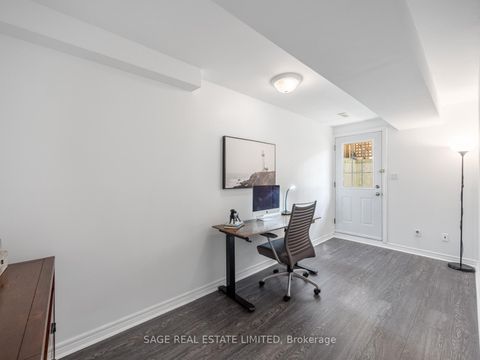 Photo 23 at 251A Chisholm Avenue, Lumsden, Toronto