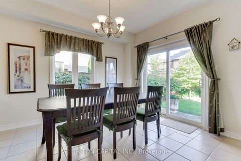 Photo 14 at 96 Timber Valley Avenue, Oak Ridges, Richmond Hill