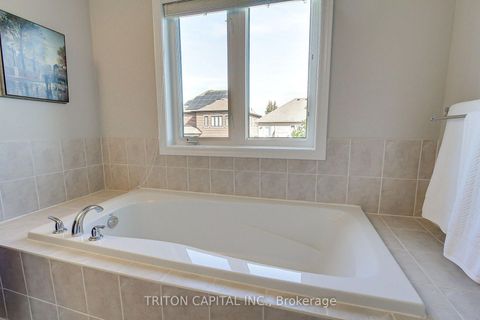 Photo 26 at 96 Timber Valley Avenue, Oak Ridges, Richmond Hill