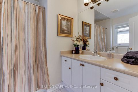 Photo 31 at 96 Timber Valley Avenue, Oak Ridges, Richmond Hill