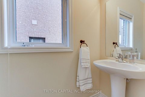 Photo 39 at 96 Timber Valley Avenue, Oak Ridges, Richmond Hill