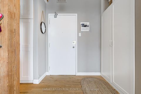 Photo 4 at 304 - 24 Noble Street, Roncesvalles, Toronto