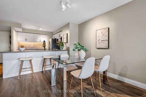 Photo 12 at 1117 - 410 Queens Quay W, Waterfront Communities C1, Toronto