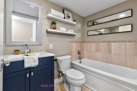Photo 22 at 1117 - 410 Queens Quay W, Waterfront Communities C1, Toronto