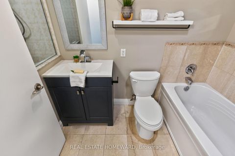Photo 23 at 1117 - 410 Queens Quay W, Waterfront Communities C1, Toronto