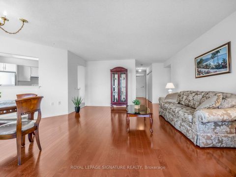 Photo 9 at 807 - 11 Thorncliffe Park Drive, Thorncliffe Park, Toronto