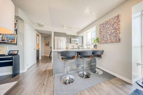 Photo 4 at 1010 - 125 Western Battery Road, Niagara, Toronto