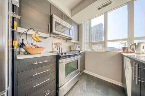 Photo 6 at 1010 - 125 Western Battery Road, Niagara, Toronto