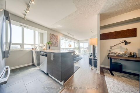 Photo 7 at 1010 - 125 Western Battery Road, Niagara, Toronto