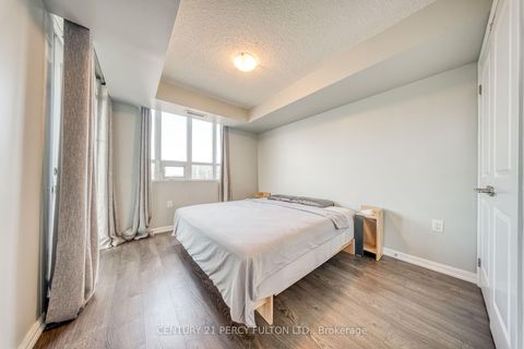 Photo 11 at 1010 - 125 Western Battery Road, Niagara, Toronto