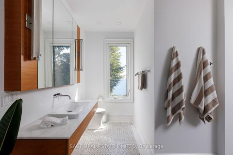 Photo 31 at 79 Fishleigh Drive, Cliffside, Toronto