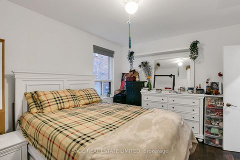Photo 13 at 204 - 1840 Bathurst Street, Cedarvale, Toronto