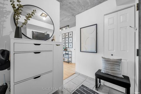 Photo 3 at 408 - 456 COLLEGE Street, Little Italy, Toronto