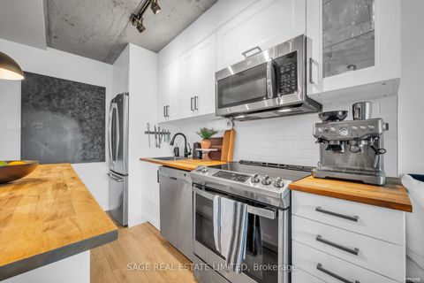 Photo 8 at 408 - 456 COLLEGE Street, Little Italy, Toronto