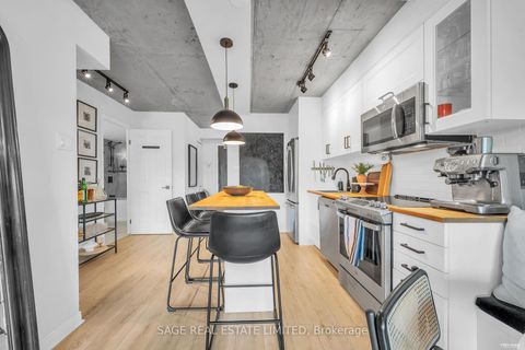 Photo 9 at 408 - 456 COLLEGE Street, Little Italy, Toronto