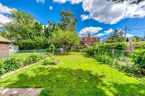 Photo 33 at 93 North Woodrow Boulevard, Birchmount, Toronto