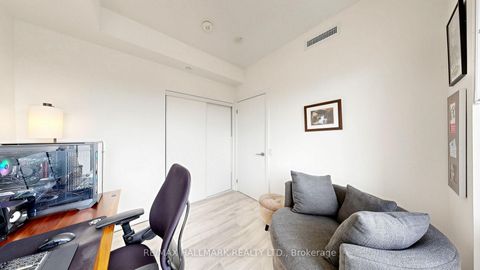 Photo 19 at N423 - 7 Golden Lion Heights, Newtonbrook East, Toronto