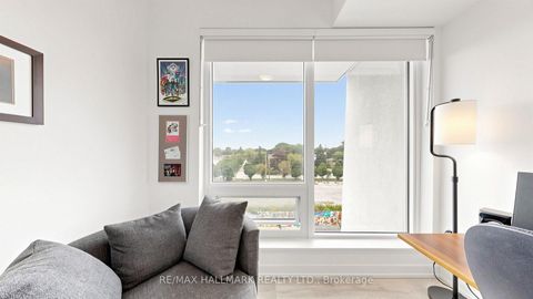 Photo 20 at N423 - 7 Golden Lion Heights, Newtonbrook East, Toronto