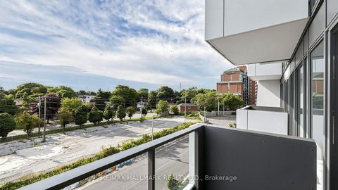 Photo 23 at N423 - 7 Golden Lion Heights, Newtonbrook East, Toronto