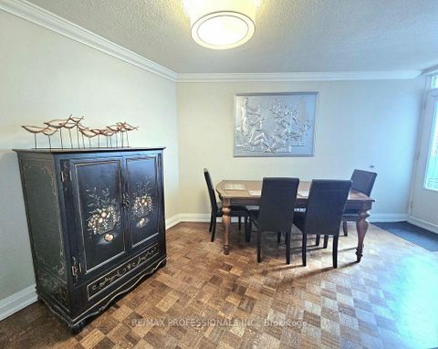 Photo 8 at E41 - 300 Mill Road, Markland Wood, Toronto
